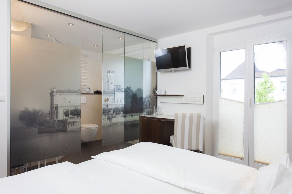 Hotel Hagnauer Seeperle Extérieur photo