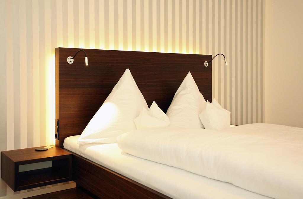 Hotel Hagnauer Seeperle Extérieur photo
