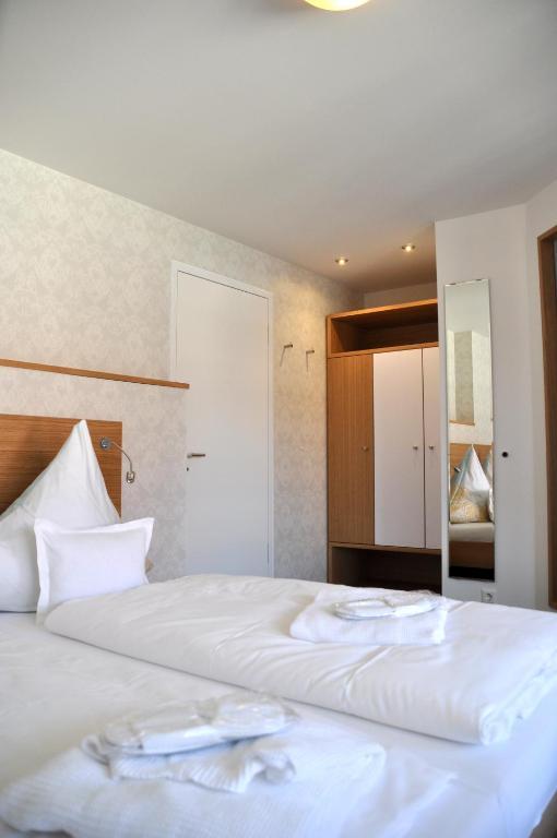 Hotel Hagnauer Seeperle Extérieur photo