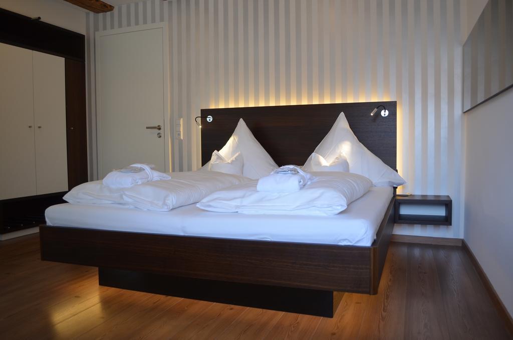 Hotel Hagnauer Seeperle Extérieur photo